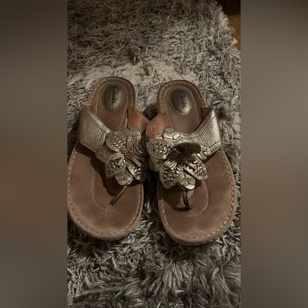 Clark’s Metallic Floral Sandals